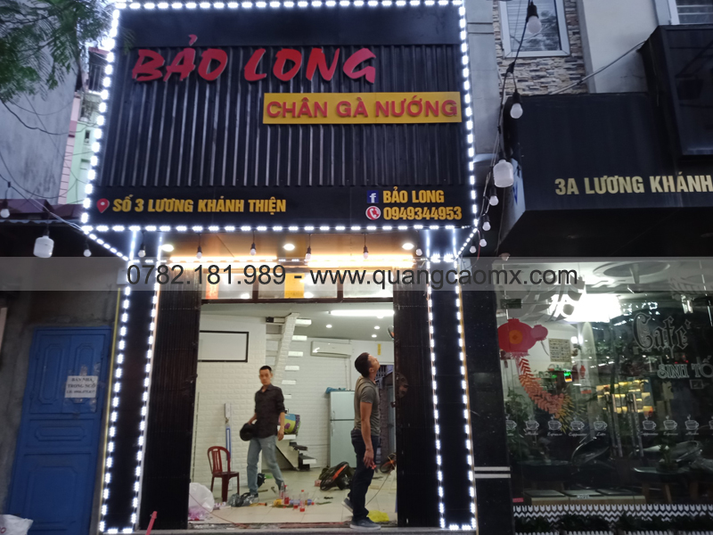 Thi công biển quảng cáo chân gà nướng Bảo Long tại Lương Khánh Thiện Hải Phòng
